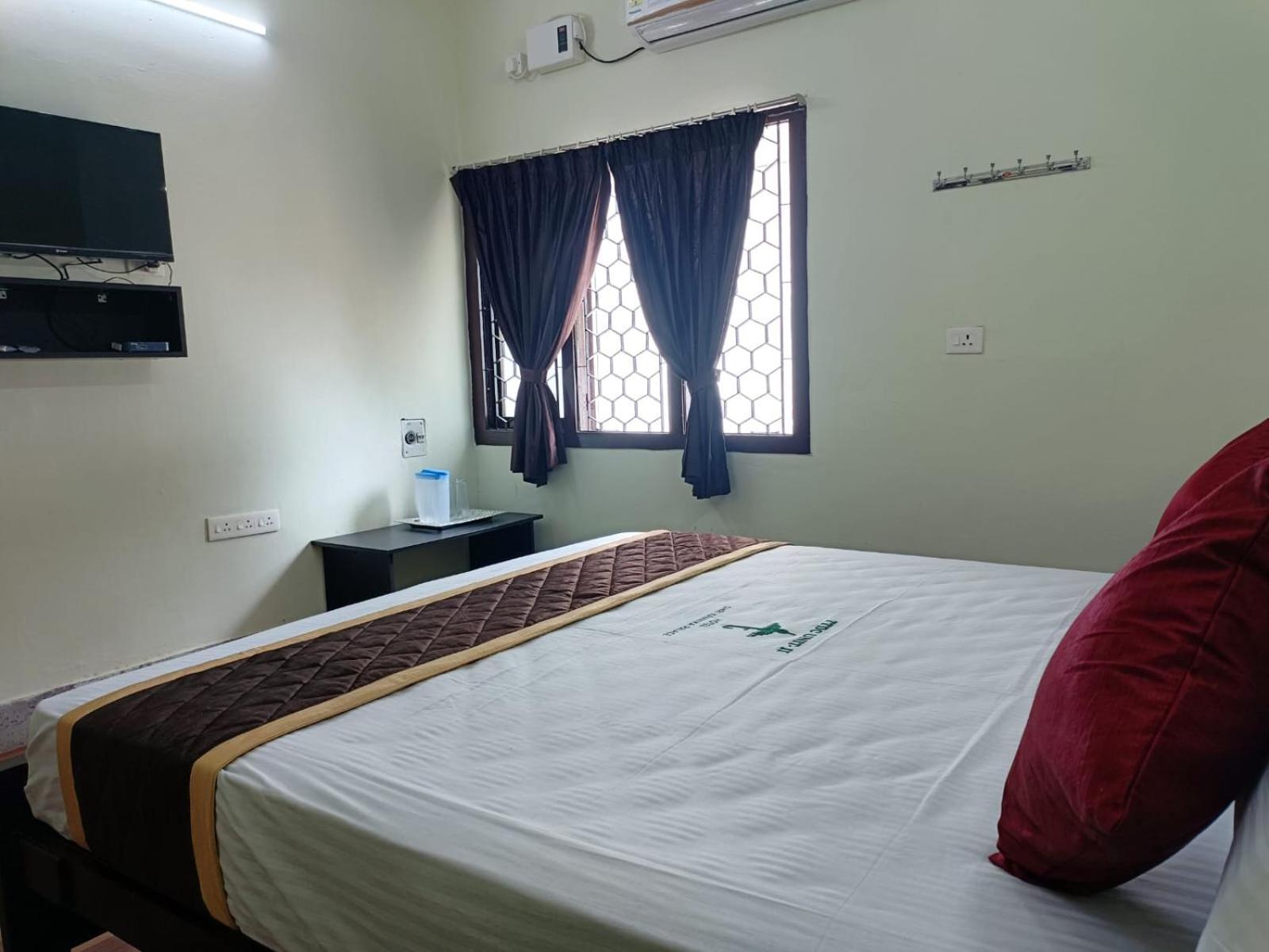 Hotel Tamilnadu-Unit 2 Rāmeswaram Buitenkant foto